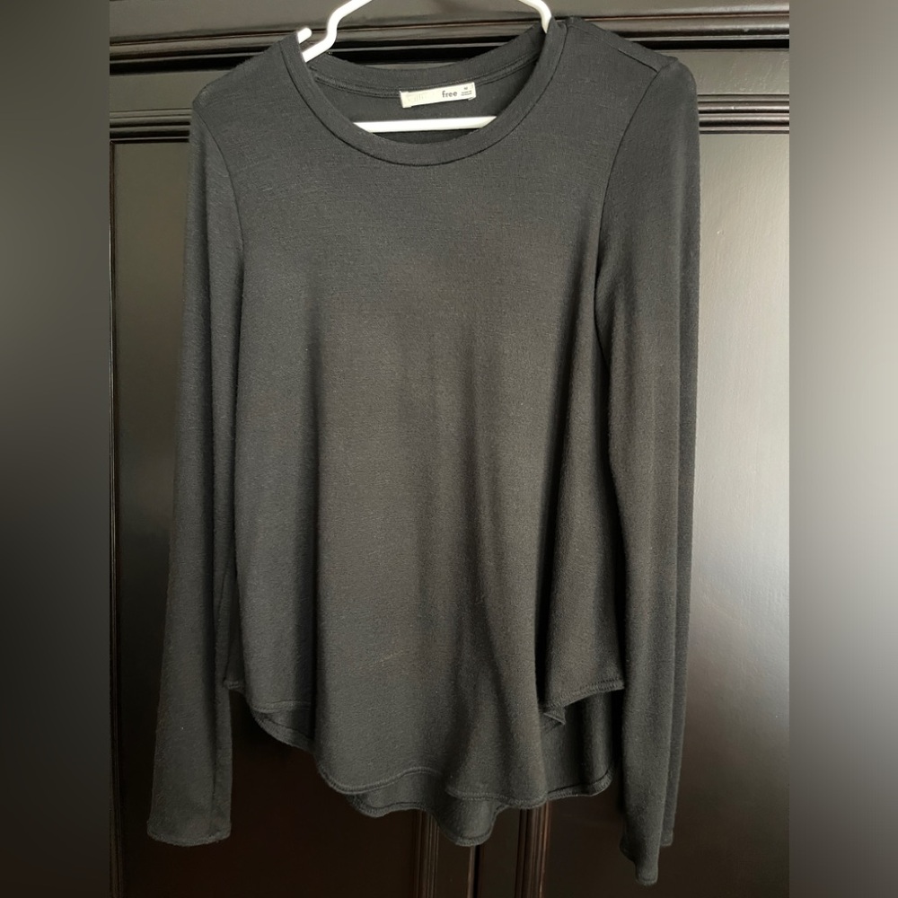 Aritzia Black Long Sleeve